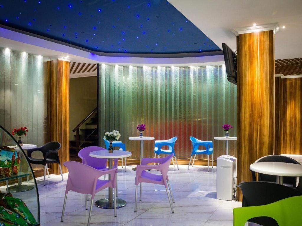 Madu Inn Jakarta Ngoại thất bức ảnh